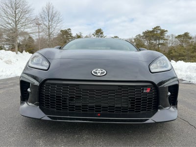 2026 Toyota GR86 Premium MT