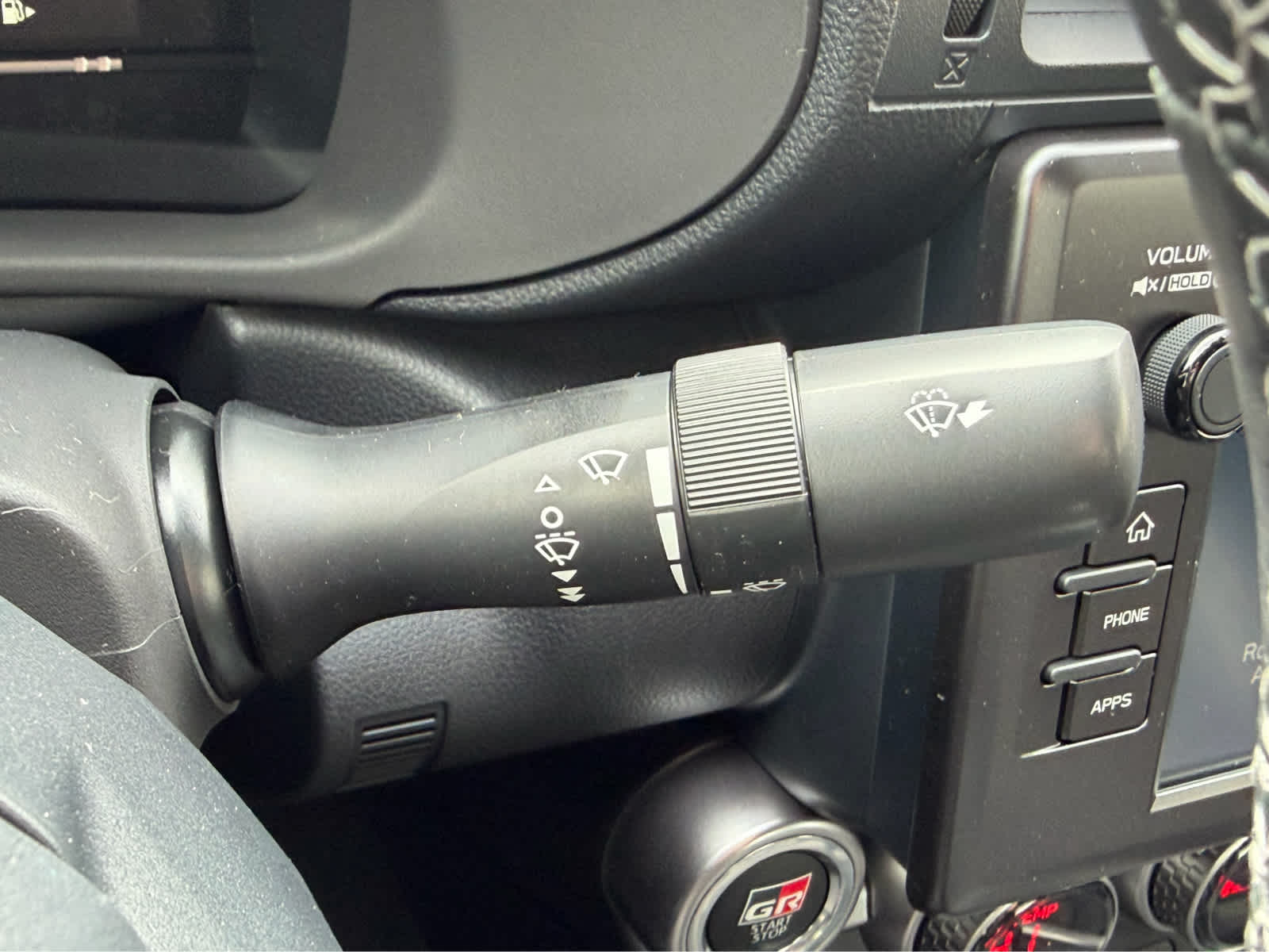 2026 Toyota GR86 Premium MT