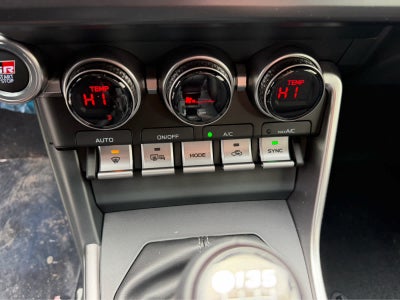 2026 Toyota GR86 Premium MT