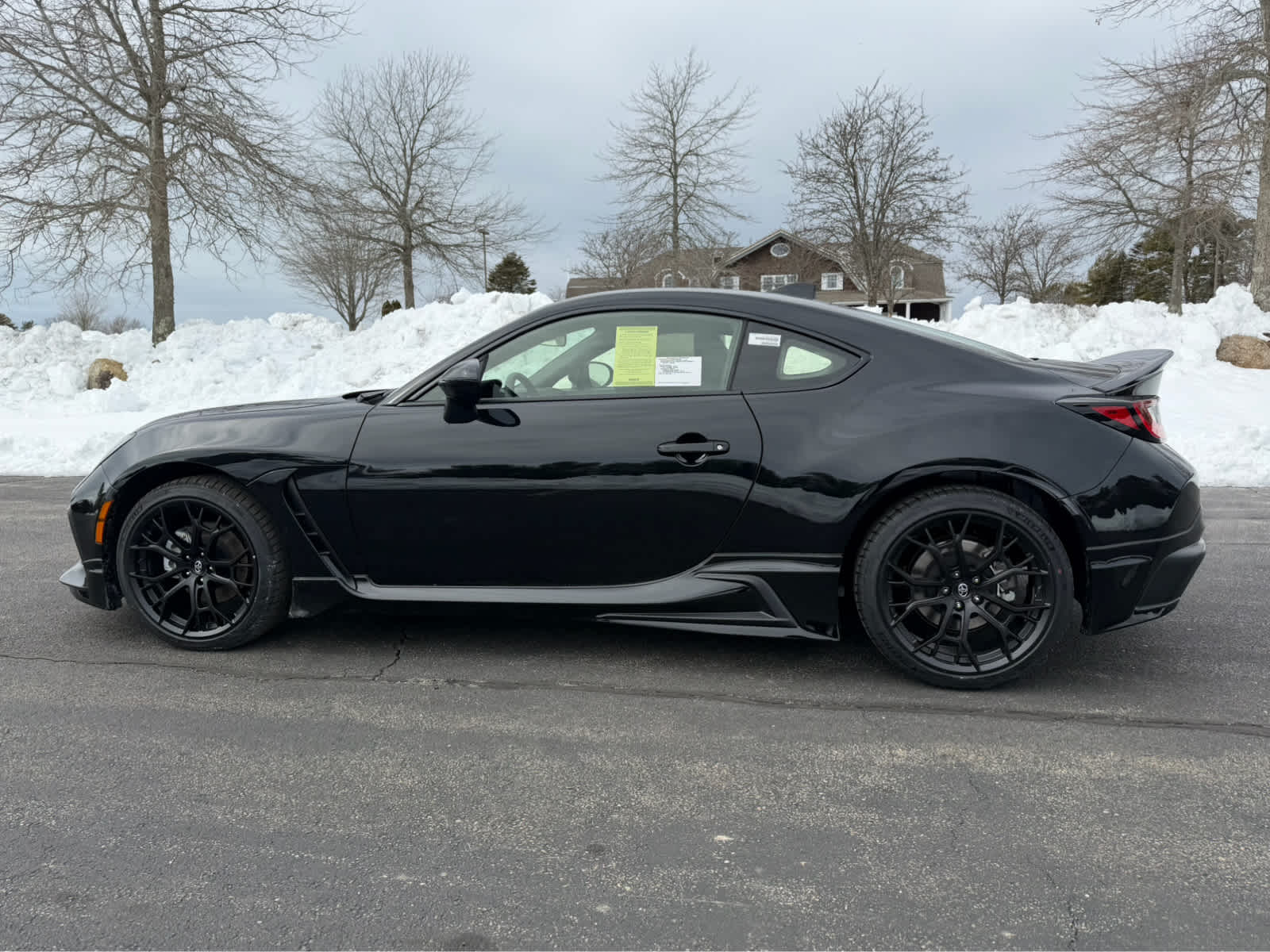 2026 Toyota GR86 Premium MT