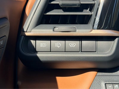 2026 Toyota Toyota Crown Signia Limited