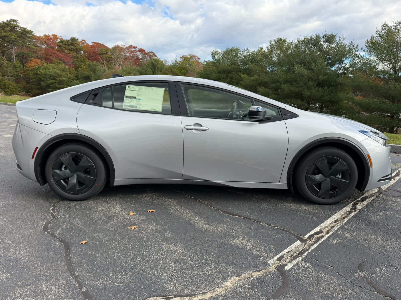 2026 Toyota Prius Plug-in Hybrid SE