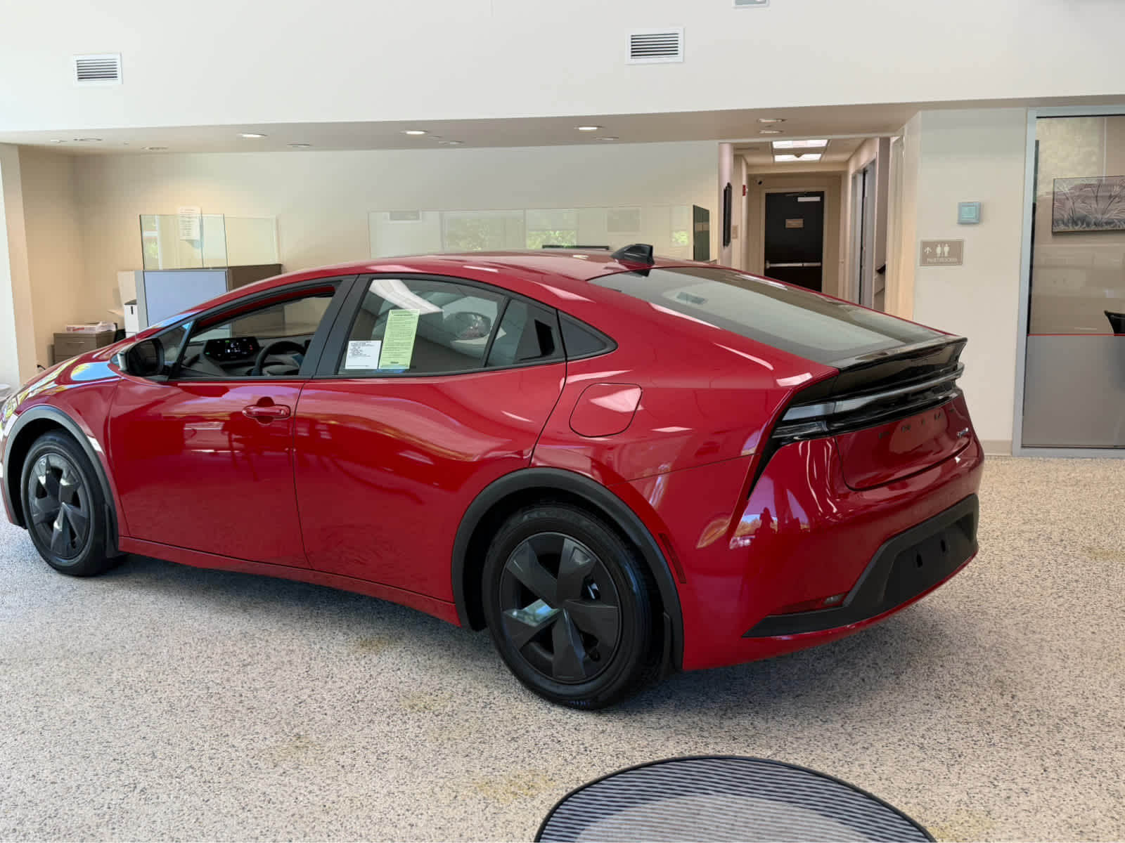 2026 Toyota Prius Plug-in Hybrid SE