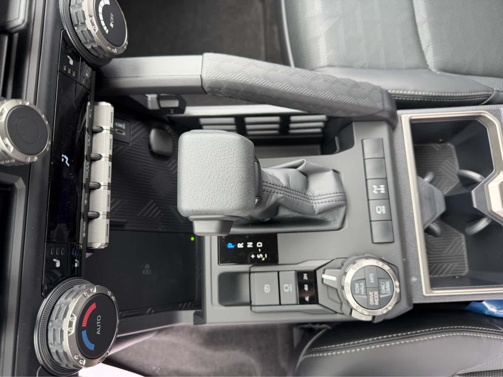 2026 Toyota 4Runner i-FORCE MAX 4Runner TRD Off-Road Premium