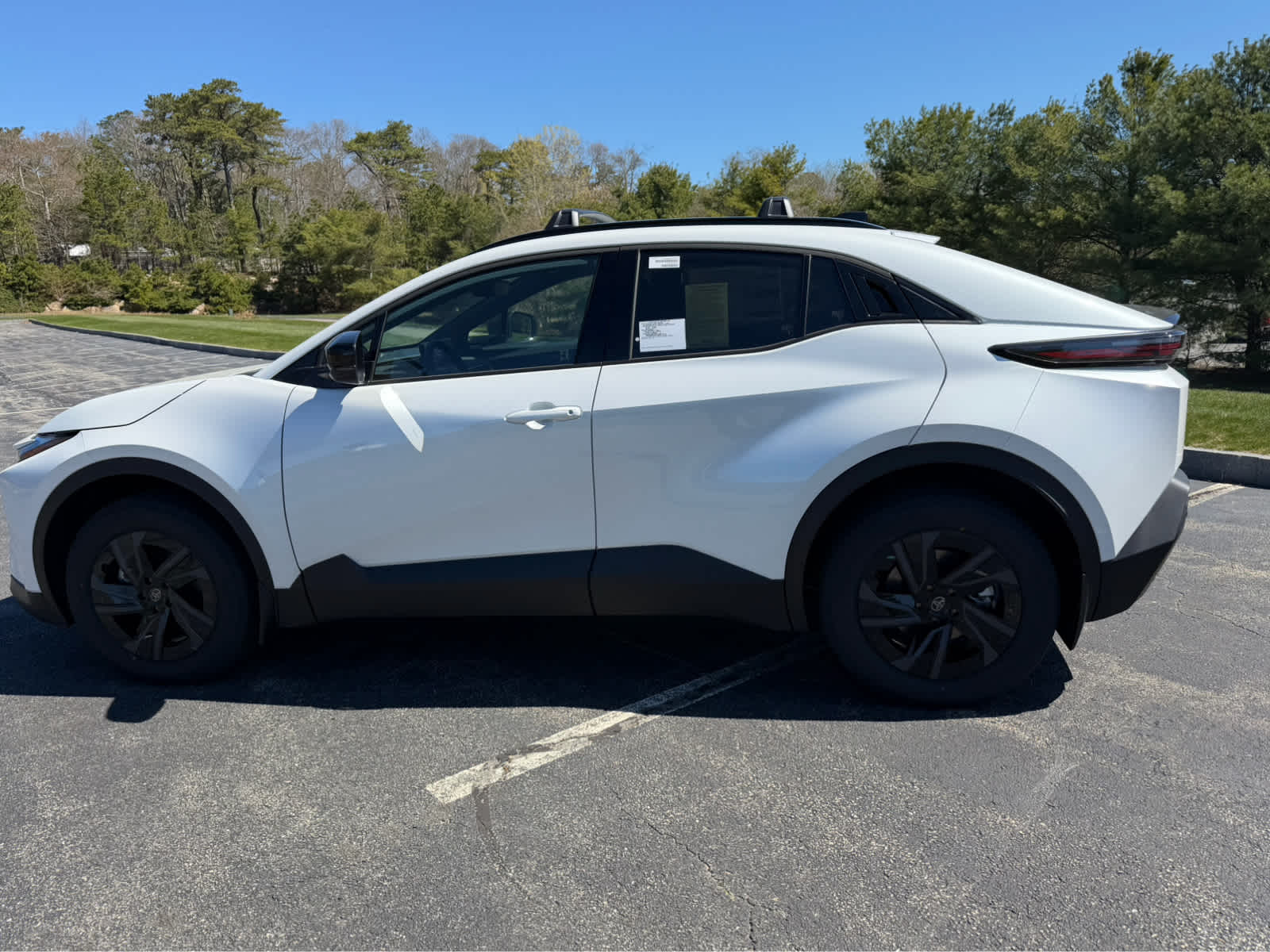 2026 Toyota C-HR SE