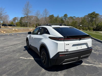 2026 Toyota C-HR SE