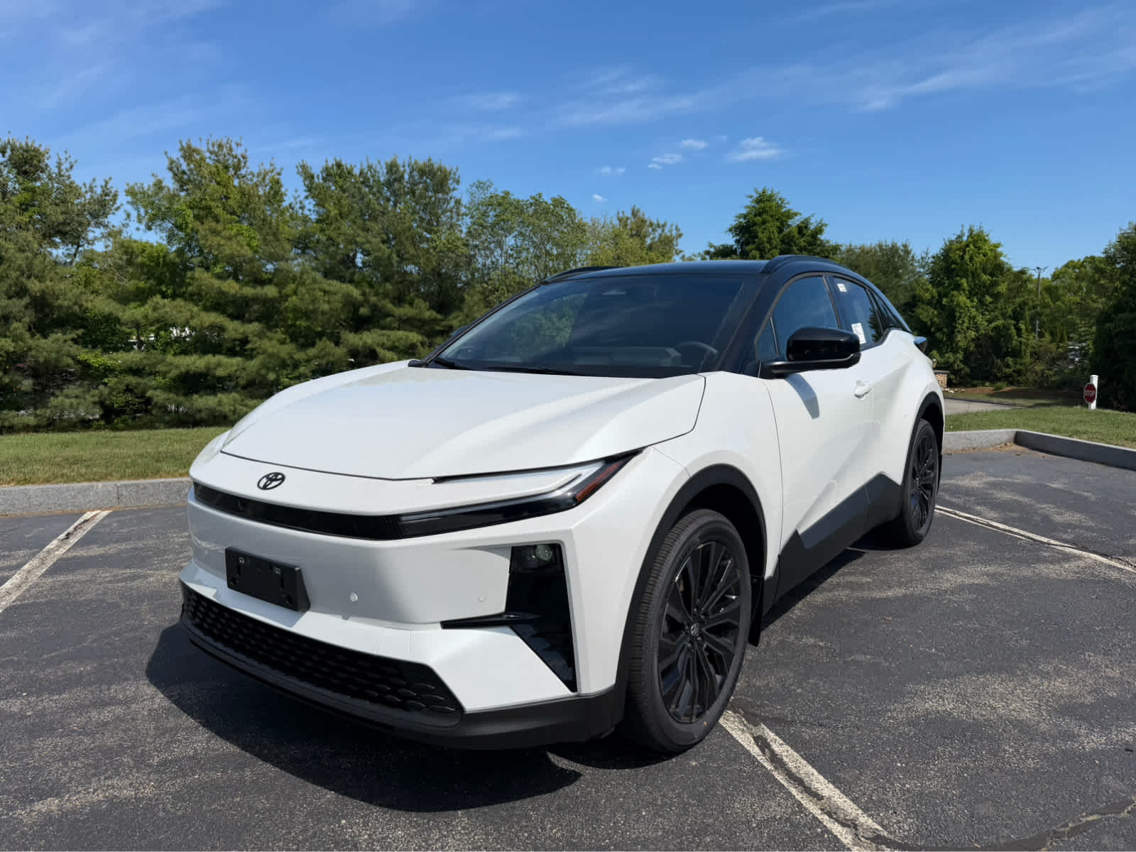 2026 Toyota C-HR XSE