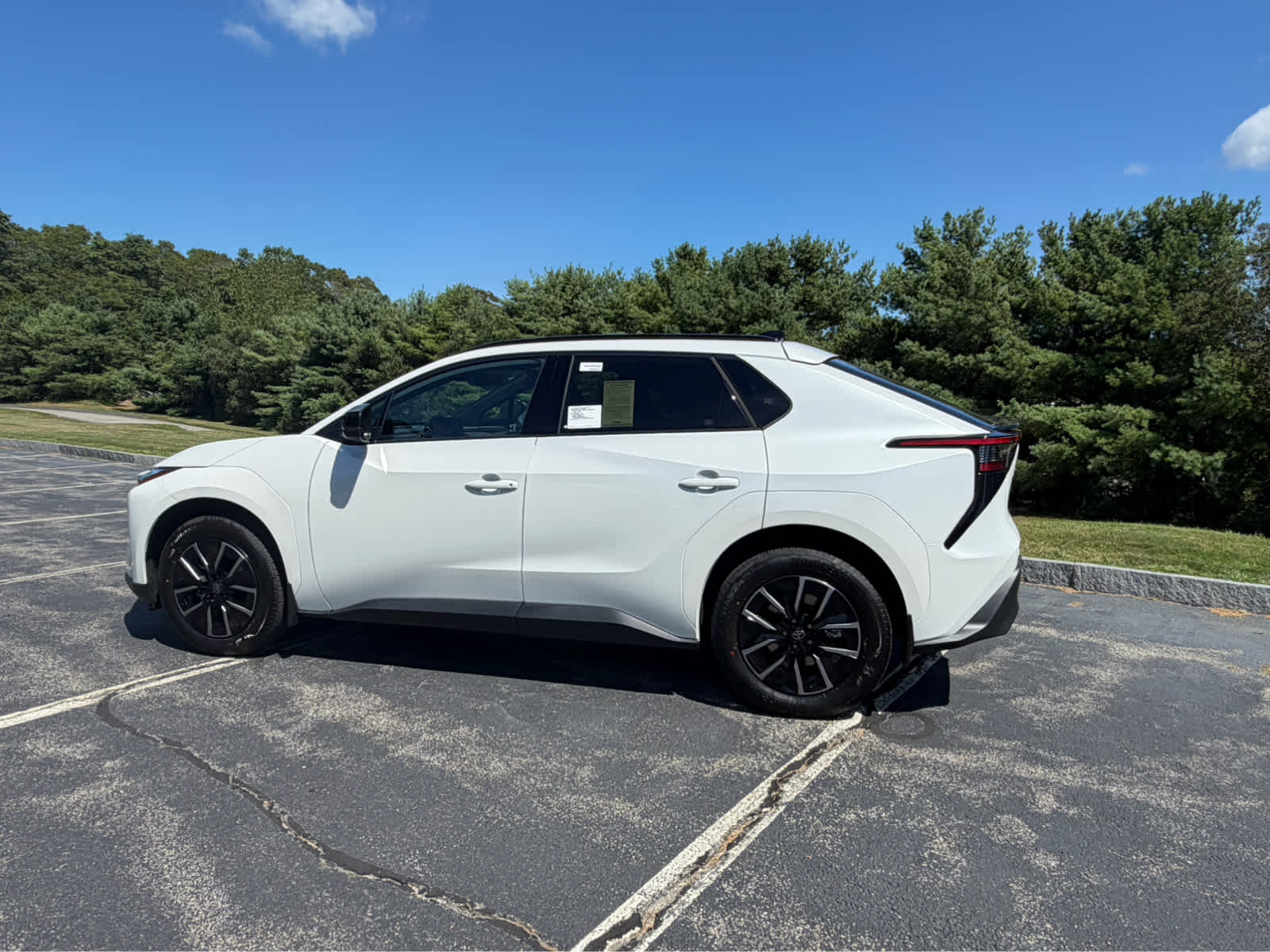 2026 Toyota bZ XLE