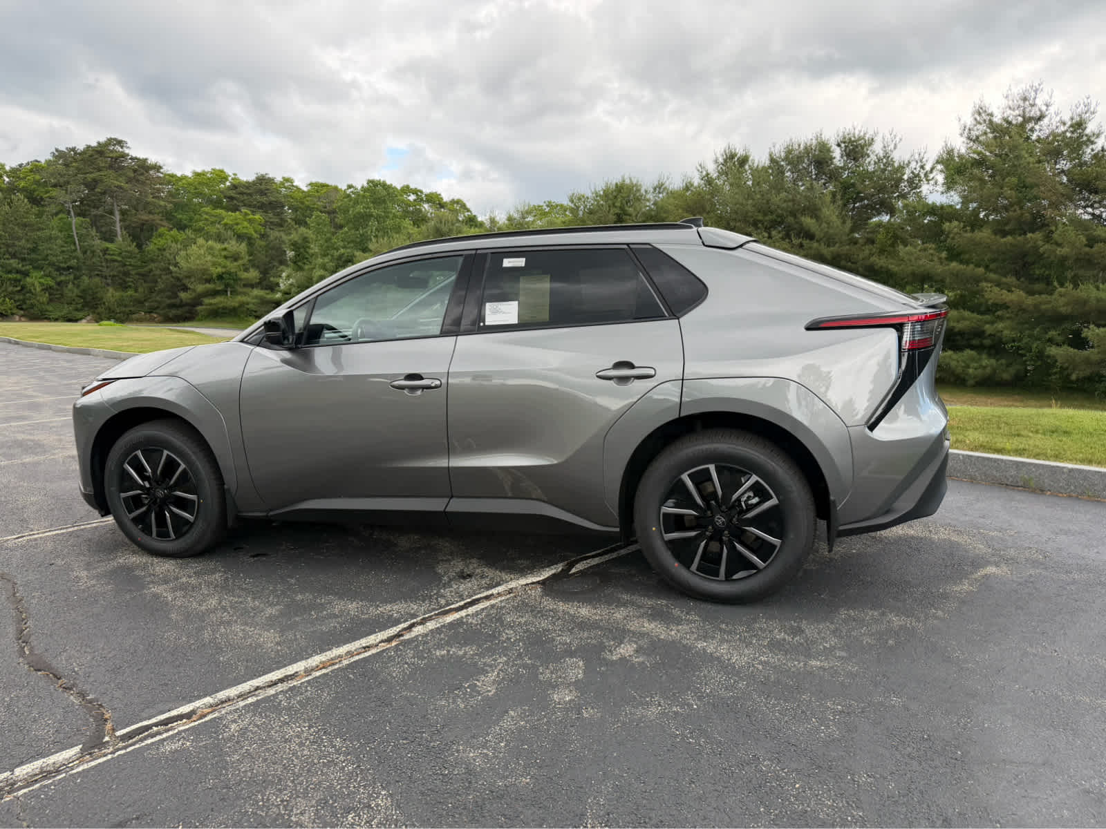 2026 Toyota bZ XLE