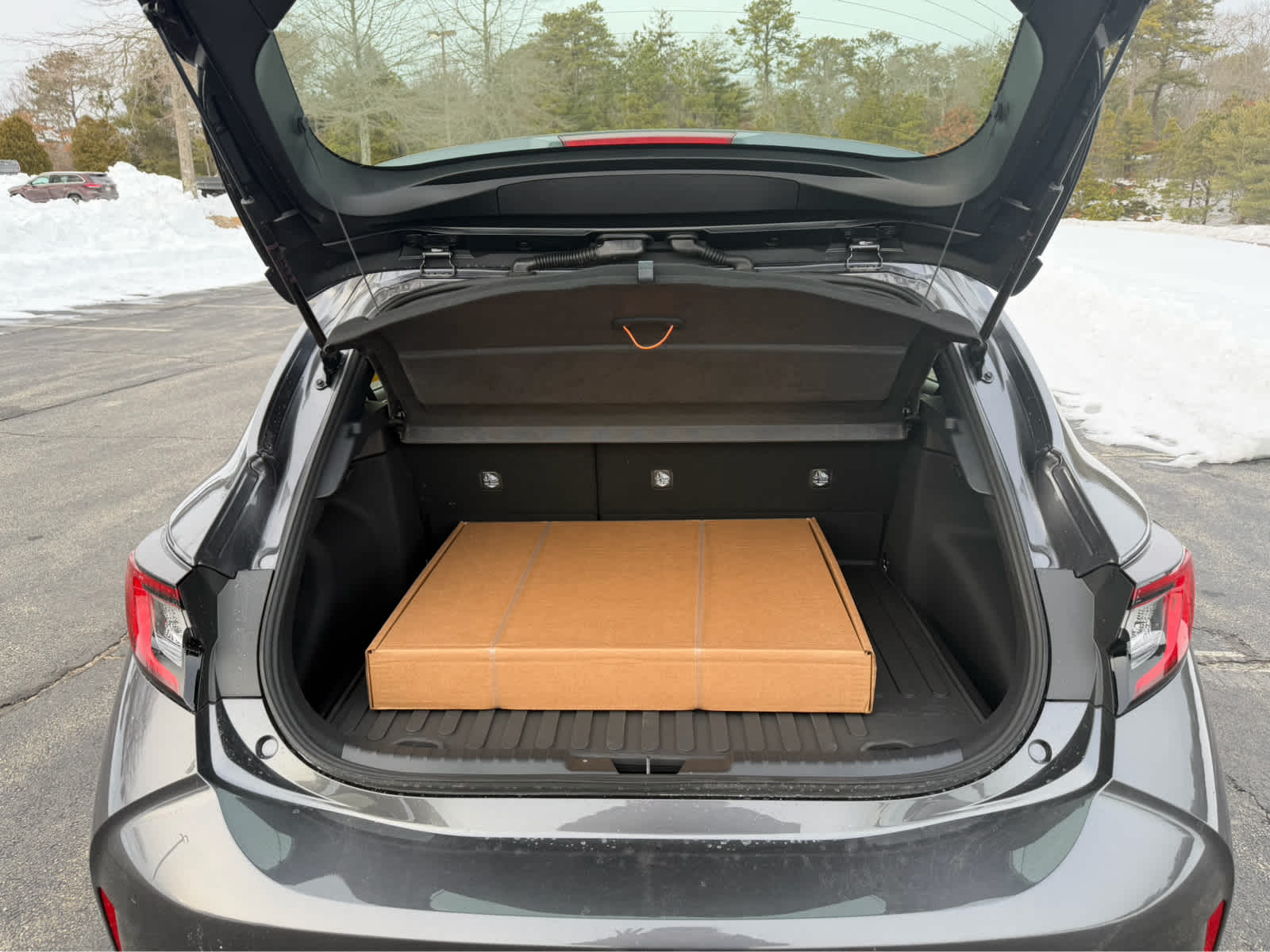 2026 Toyota Corolla Hatchback SE