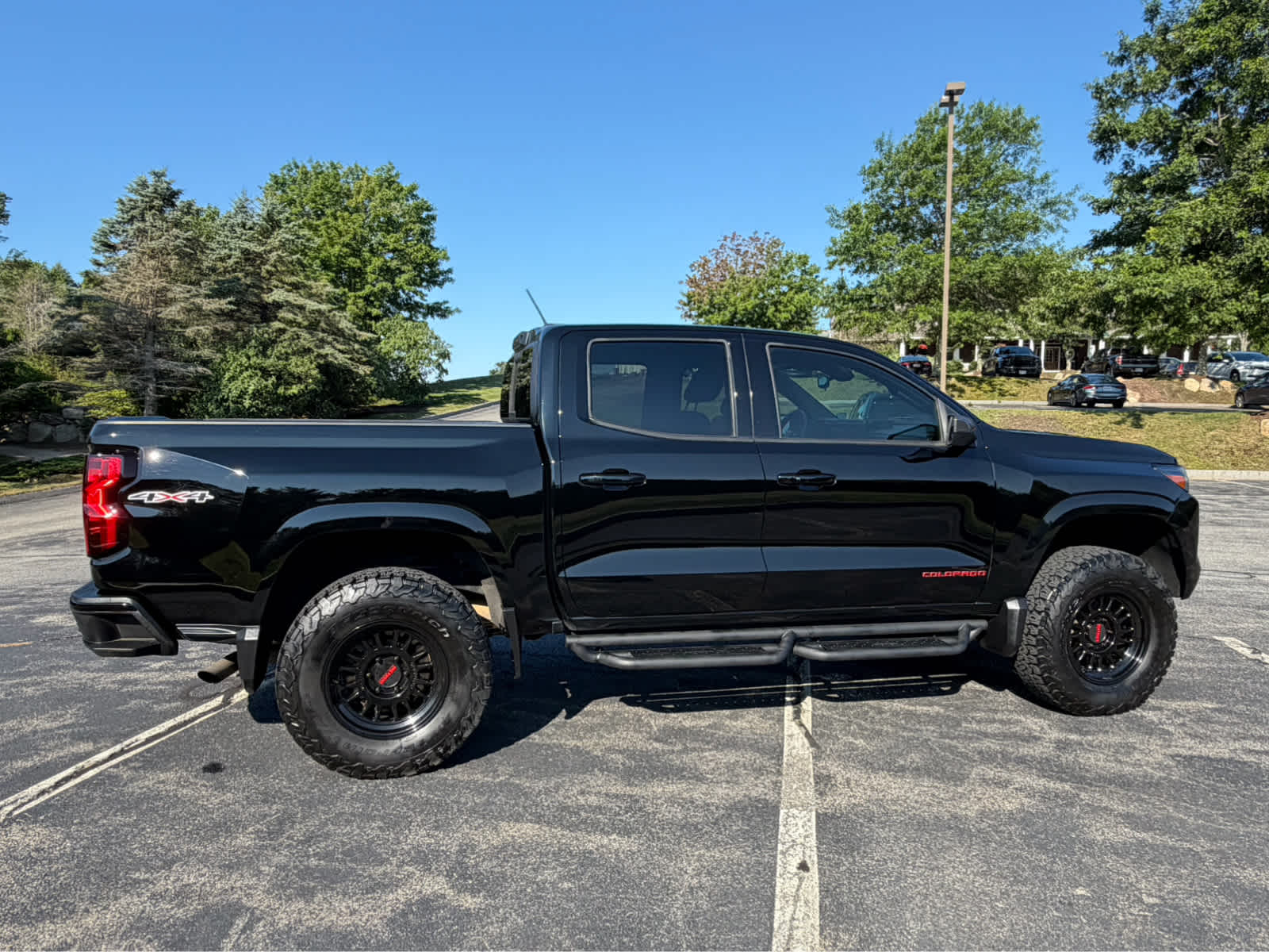 2023 Chevrolet Colorado 4WD LT