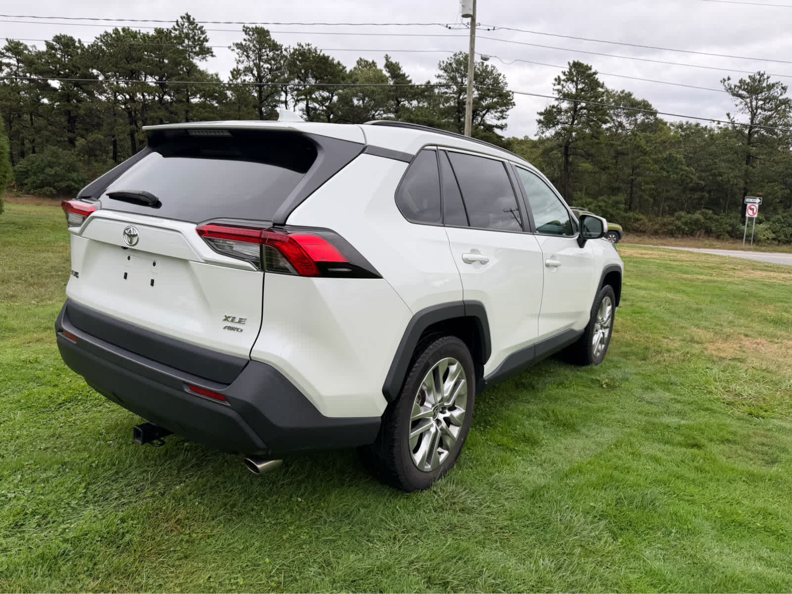 2023 Toyota RAV4 XLE Premium