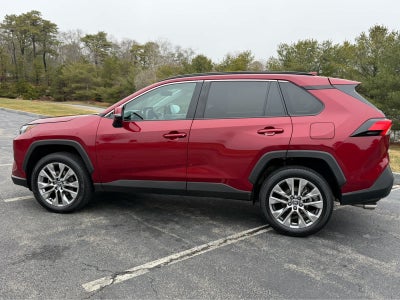 2023 Toyota RAV4 XLE Premium