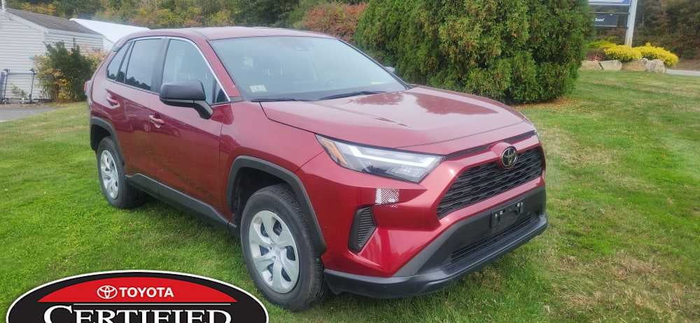 2024 Toyota RAV4 LE
