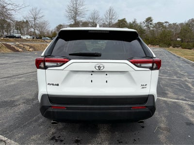 2024 Toyota RAV4 XLE