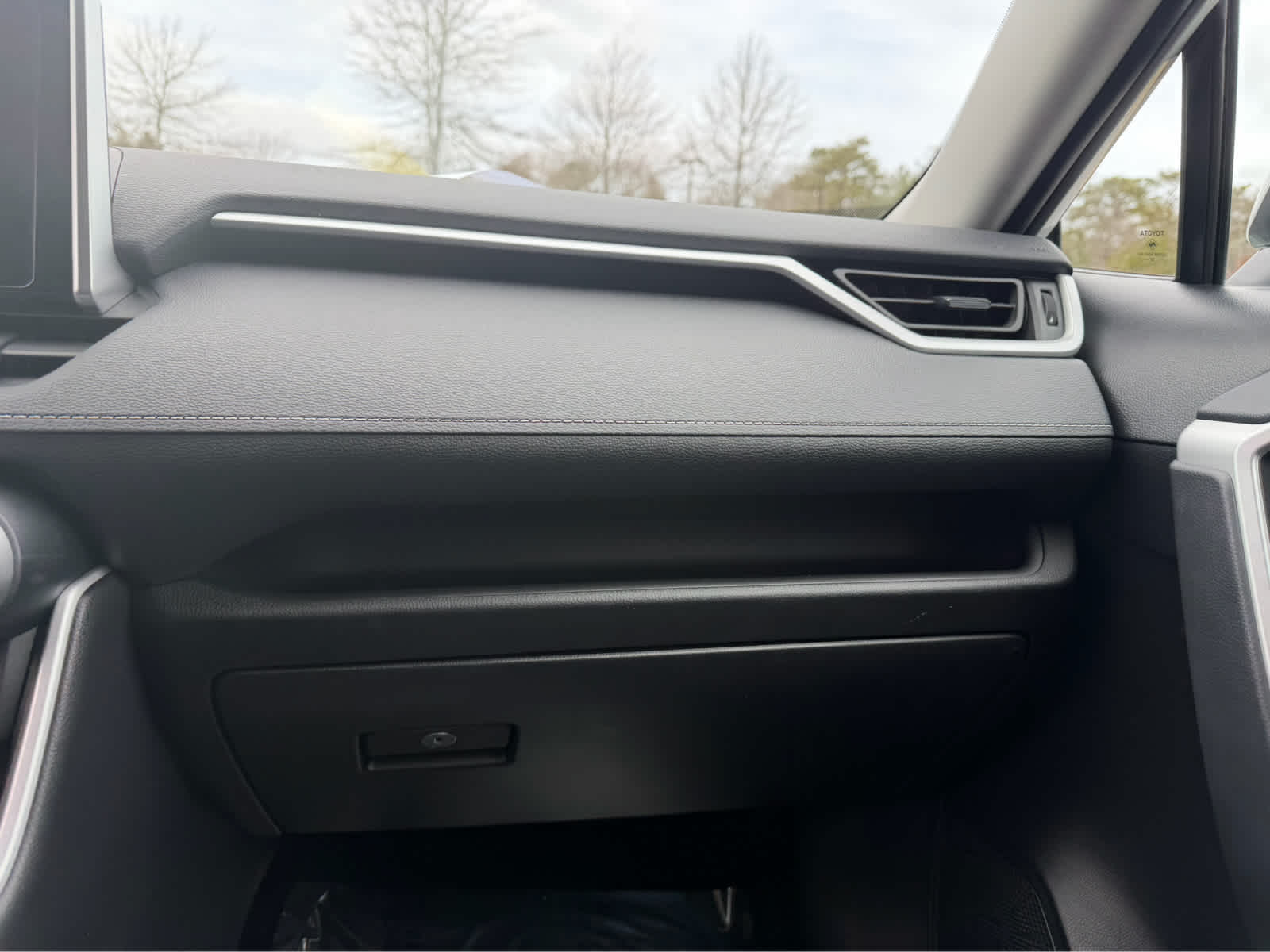2023 Toyota RAV4 Hybrid Woodland