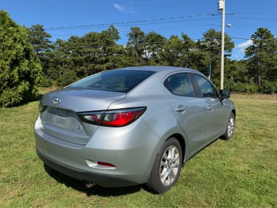 2017 Toyota Yaris iA Base