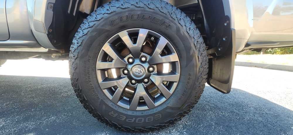 2020 Toyota Tacoma SR5