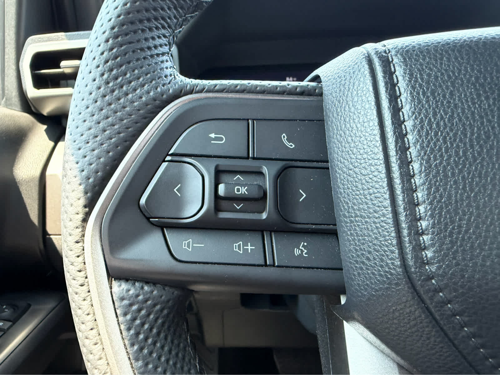2025 Toyota Tacoma TRD Off Road Hybrid