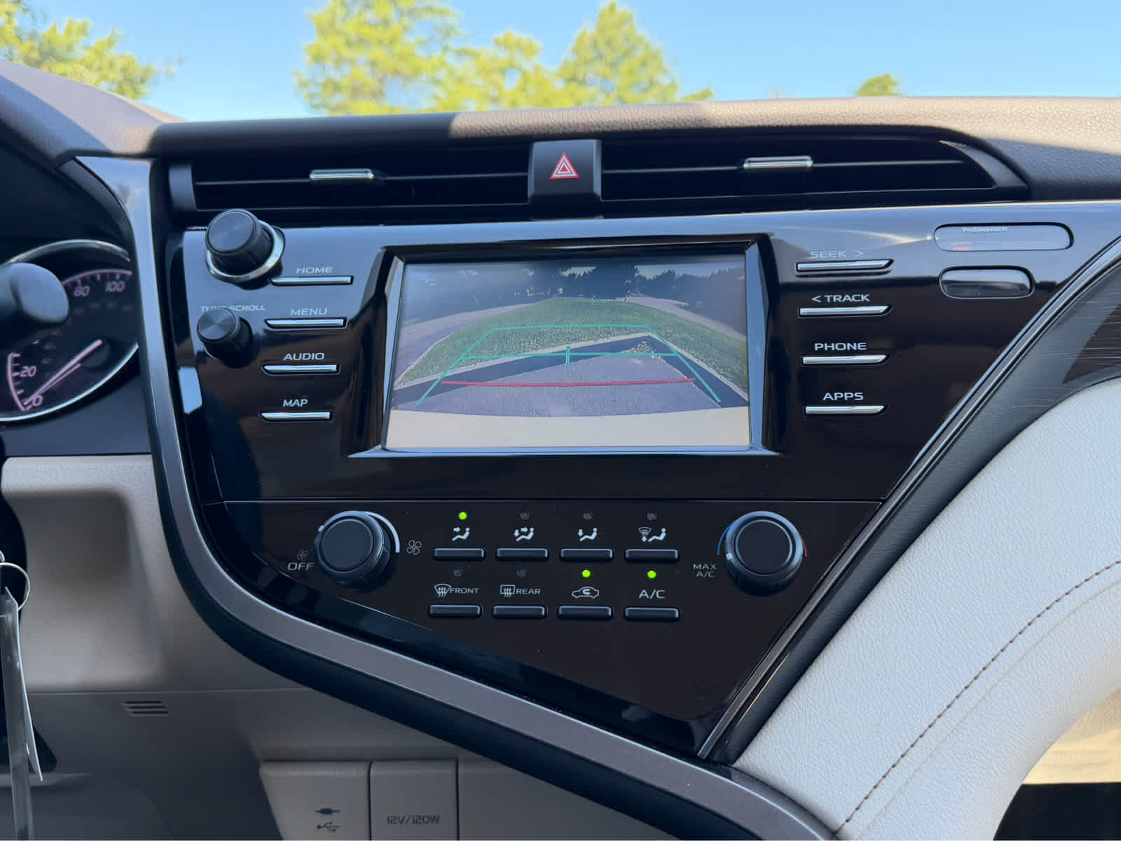 2019 Toyota Camry LE