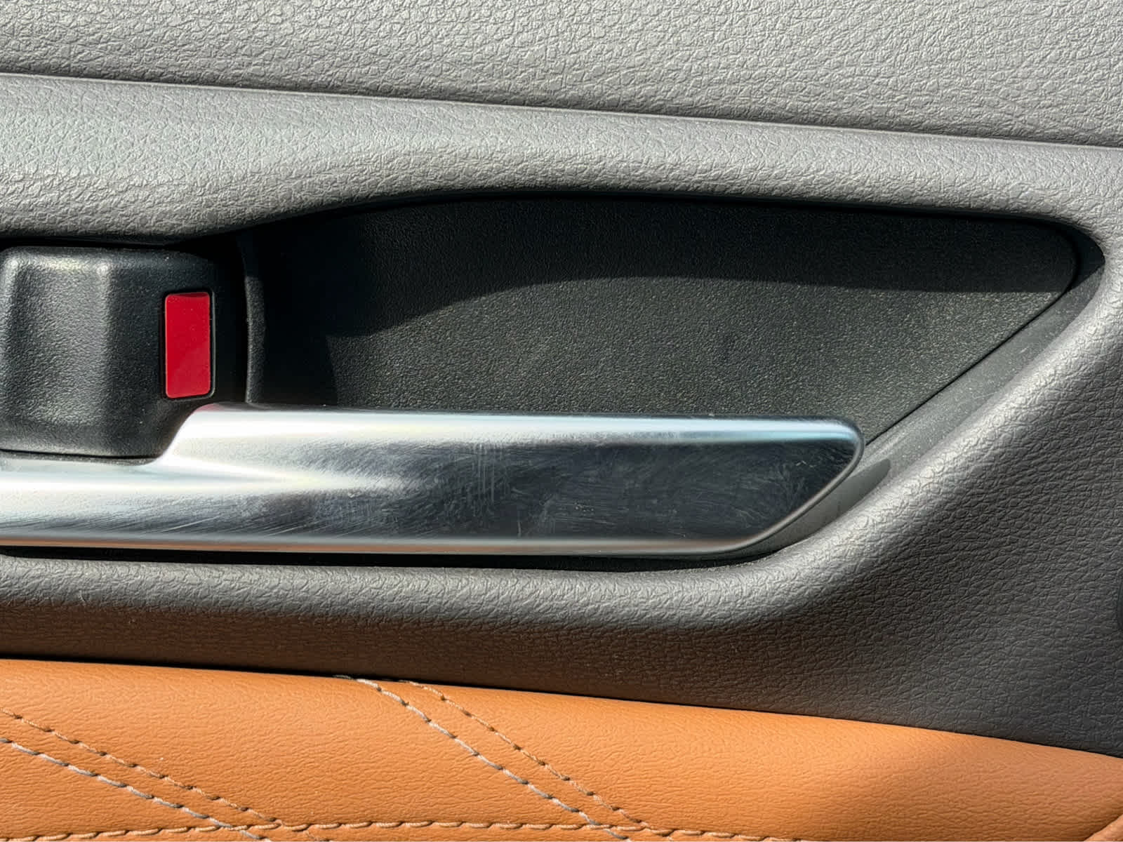 2019 Toyota Avalon Hybrid Limited