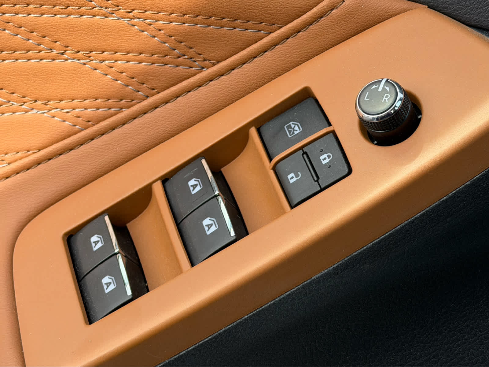 2019 Toyota Avalon Hybrid Limited