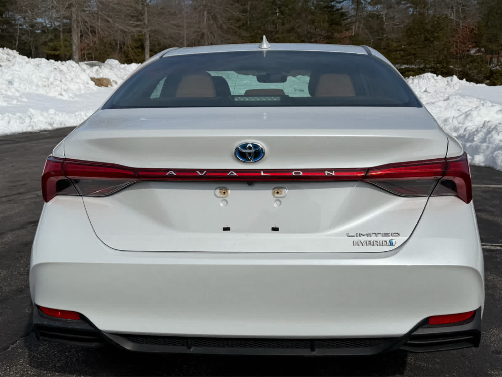 2019 Toyota Avalon Hybrid Limited