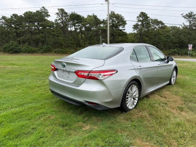 2019 Toyota Camry Hybrid XLE