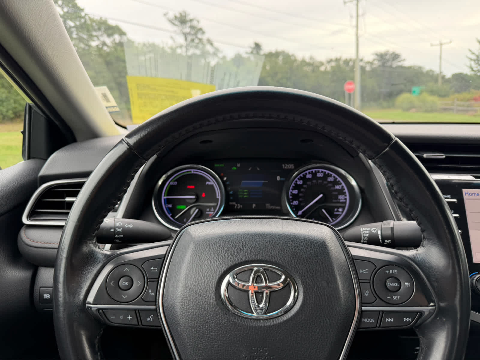 2019 Toyota Camry Hybrid XLE