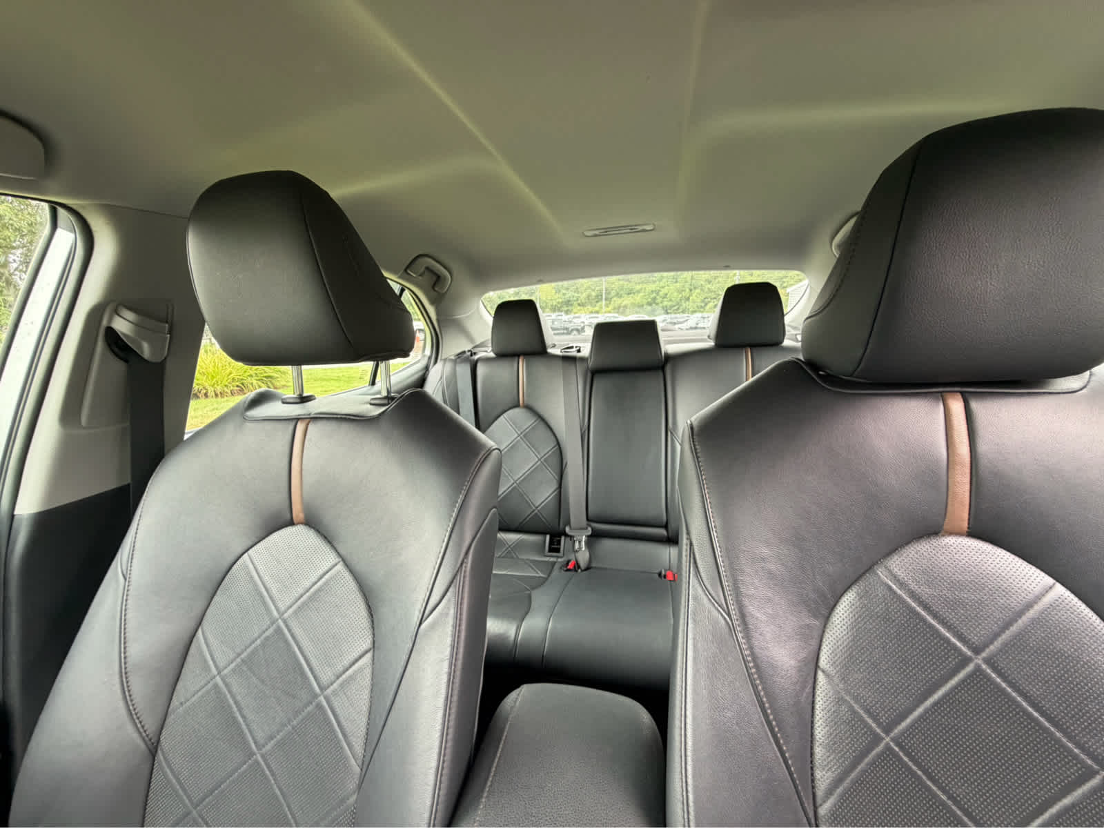 2019 Toyota Camry Hybrid XLE