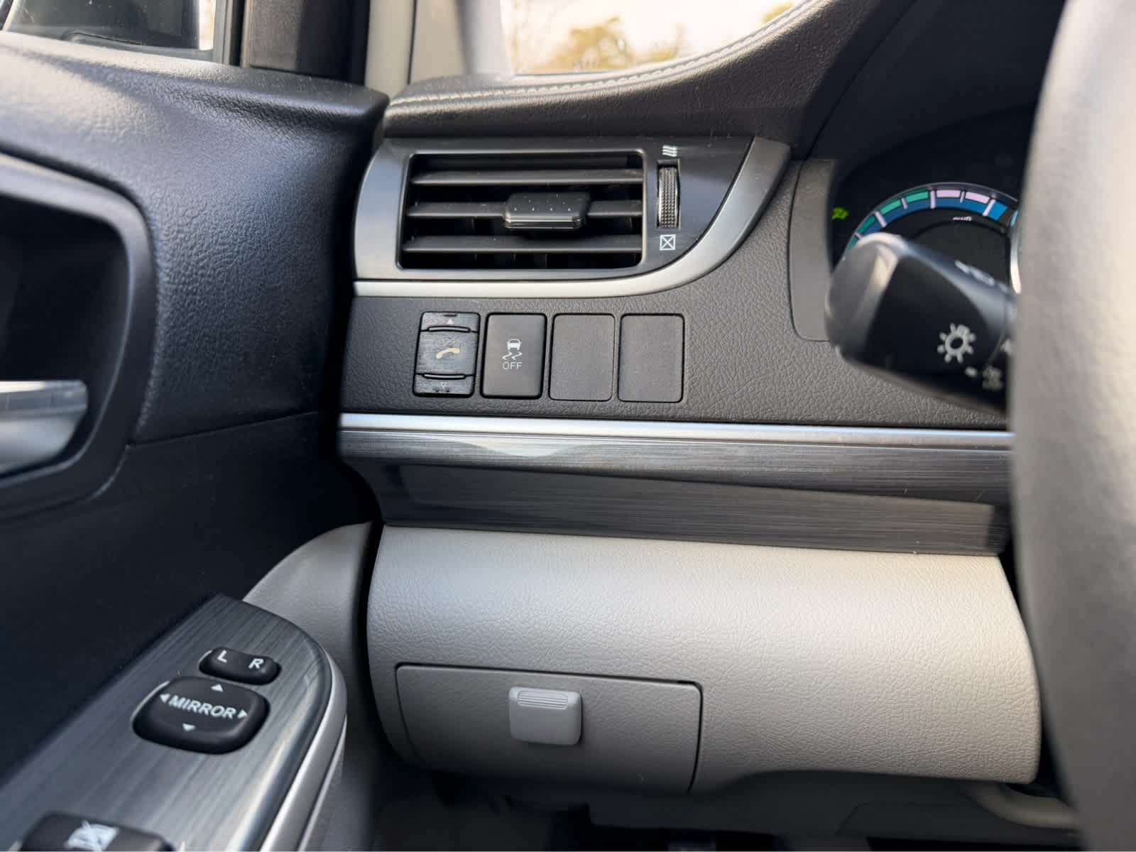 2012 Toyota Camry Hybrid LE