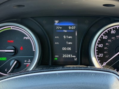 2023 Toyota Camry Hybrid LE