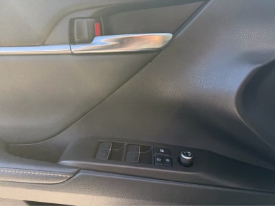 2022 Toyota Camry Hybrid XSE