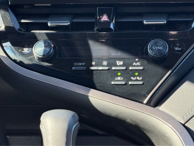 2022 Toyota Camry Hybrid XSE