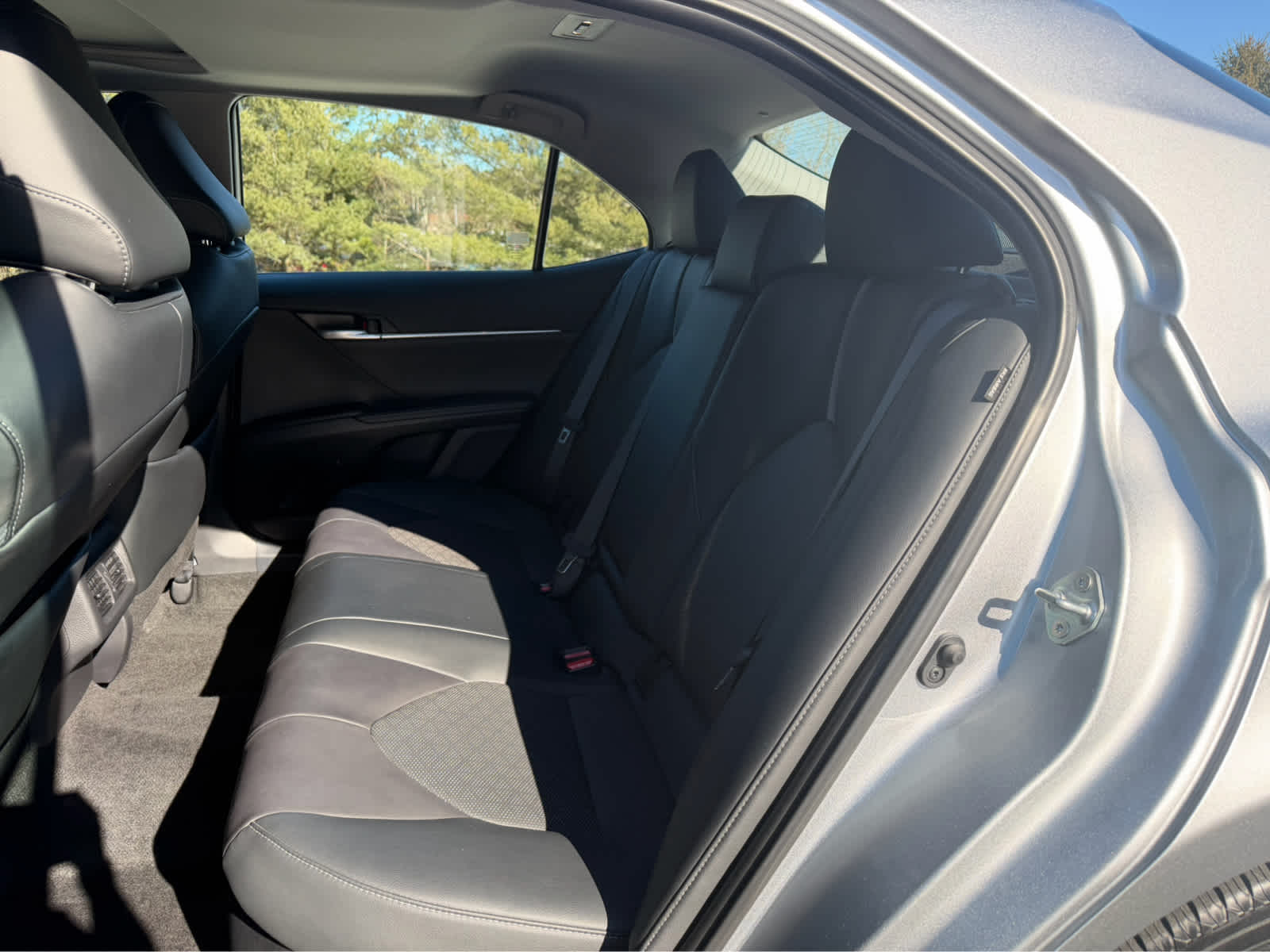 2022 Toyota Camry Hybrid XSE