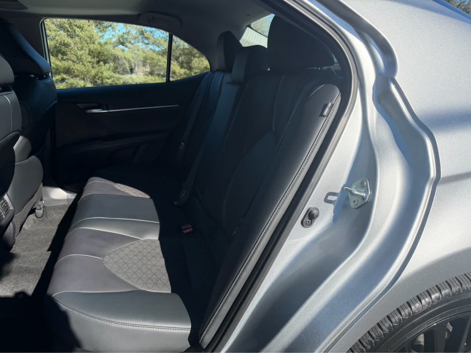 2022 Toyota Camry Hybrid XSE