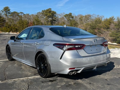 2022 Toyota Camry Hybrid XSE