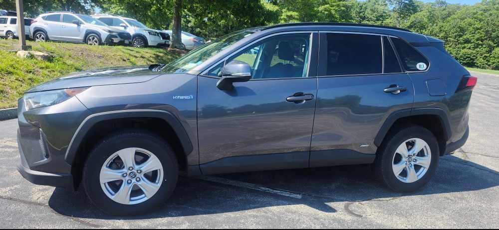 2021 Toyota RAV4 Hybrid LE