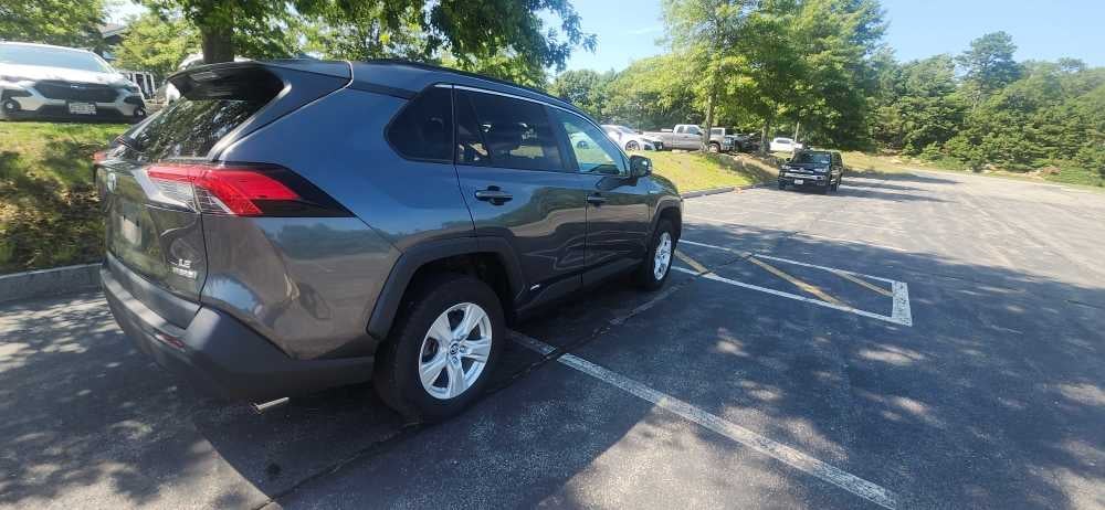 2021 Toyota RAV4 Hybrid LE