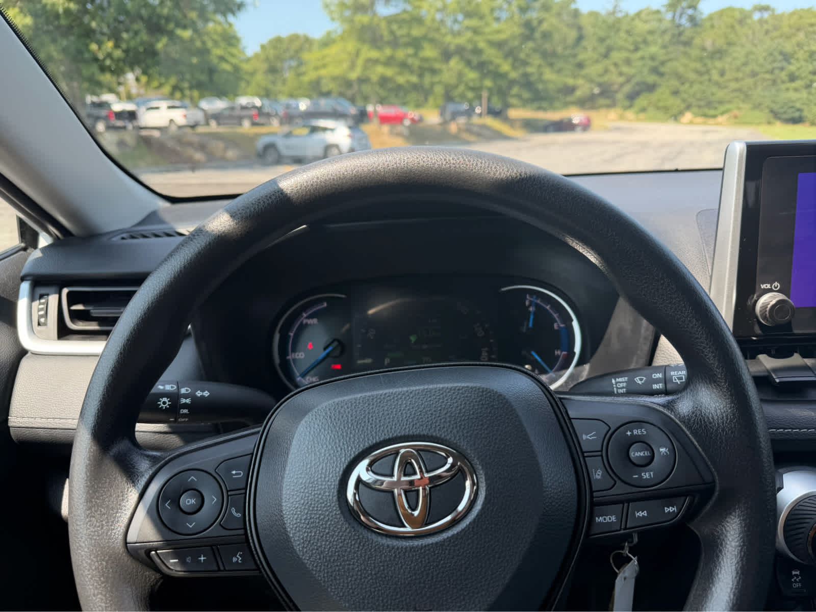2024 Toyota RAV4 Hybrid LE