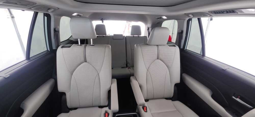 2024 Toyota Grand Highlander Platinum