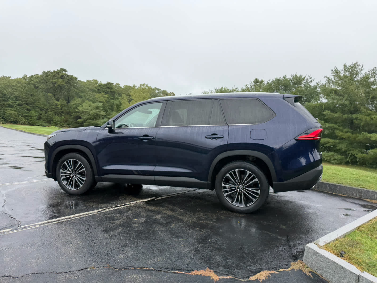 2024 Toyota Grand Highlander Hybrid MAX Platinum