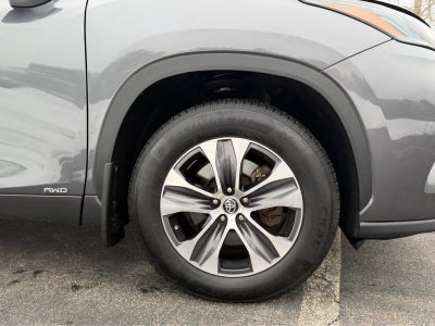 2023 Toyota Highlander Hybrid XLE