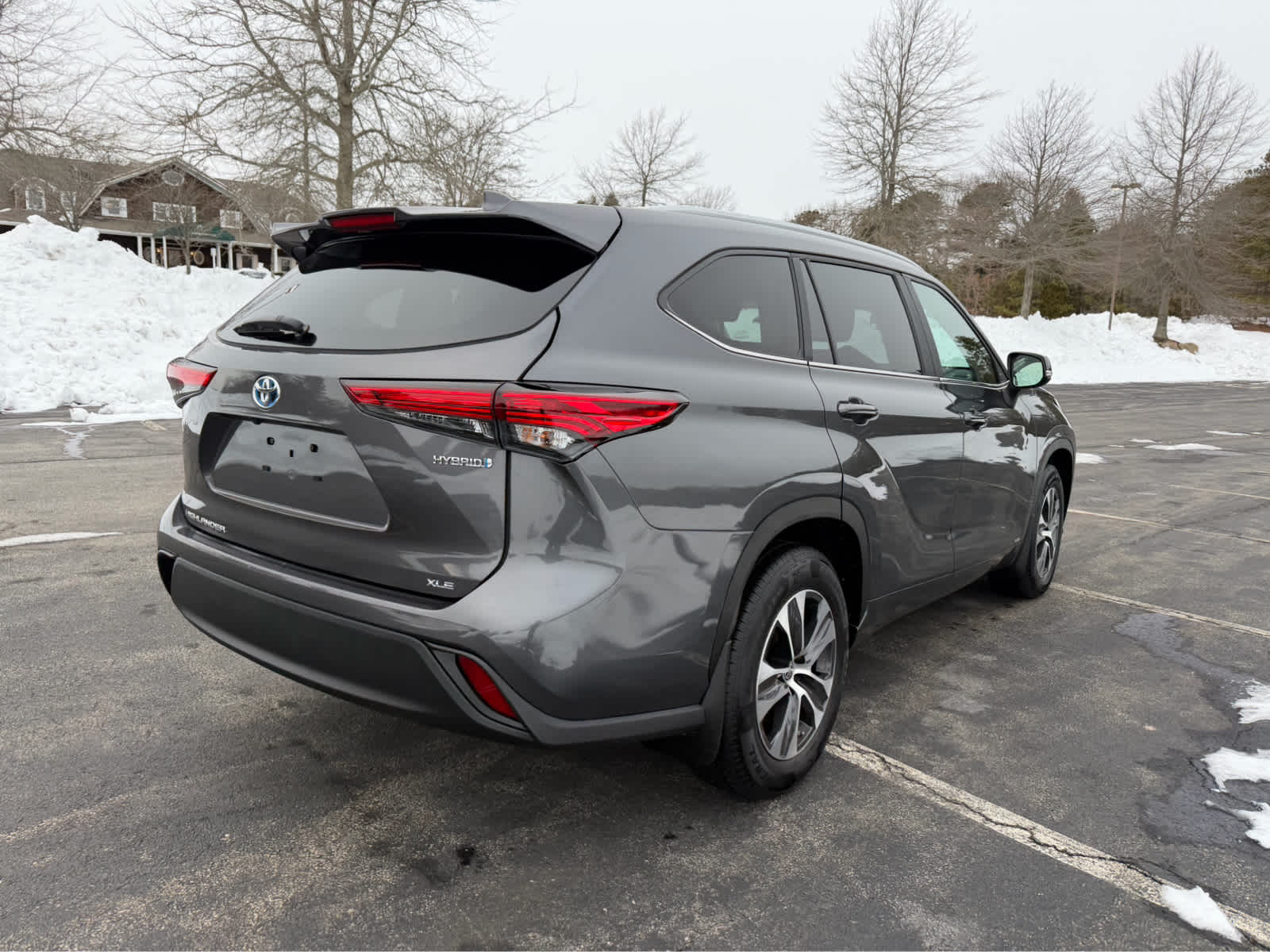 2023 Toyota Highlander Hybrid XLE