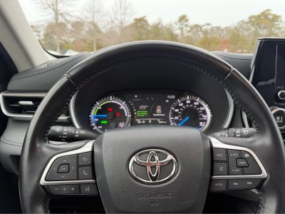 2023 Toyota Highlander Hybrid XLE