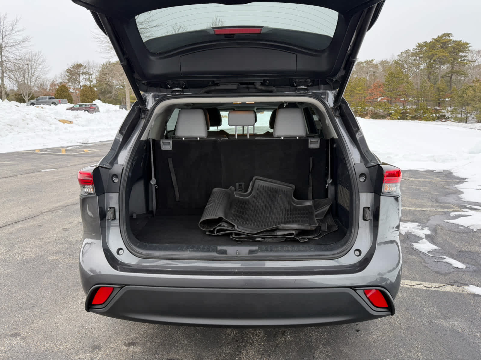 2023 Toyota Highlander Hybrid XLE