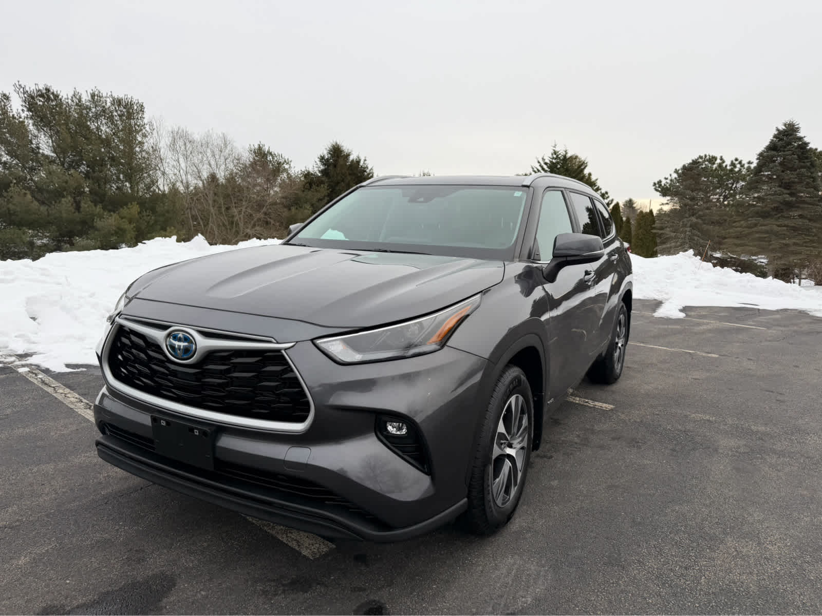 2023 Toyota Highlander Hybrid XLE