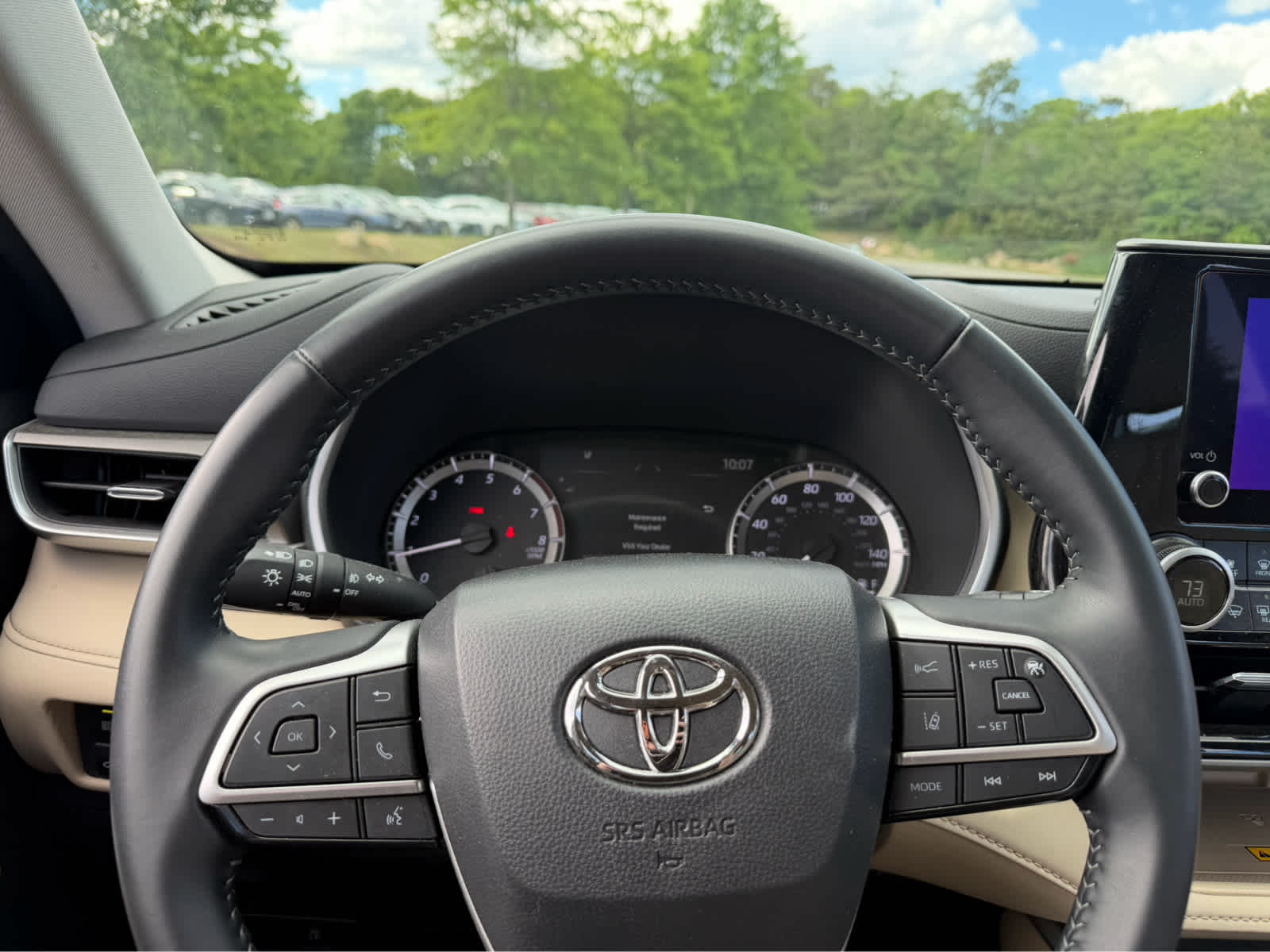 2025 Toyota Highlander XLE