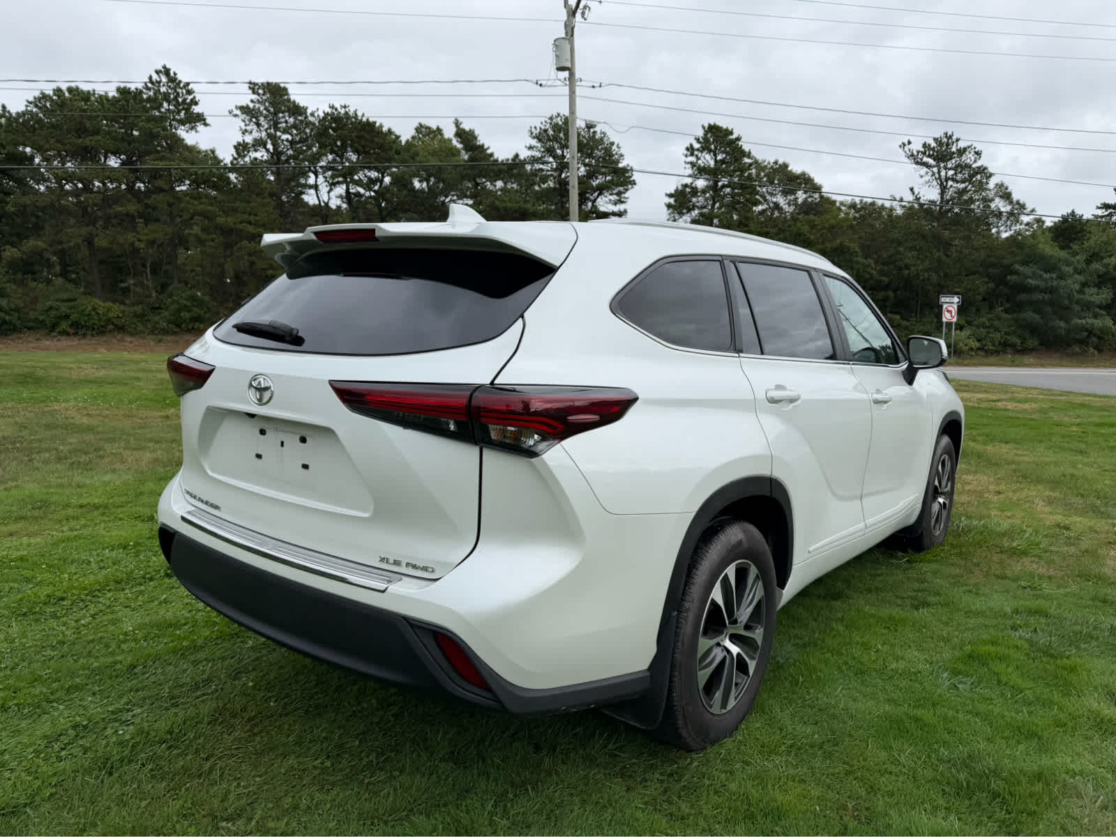 2025 Toyota Highlander XLE