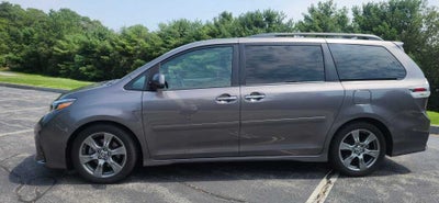 2018 Toyota Sienna SE